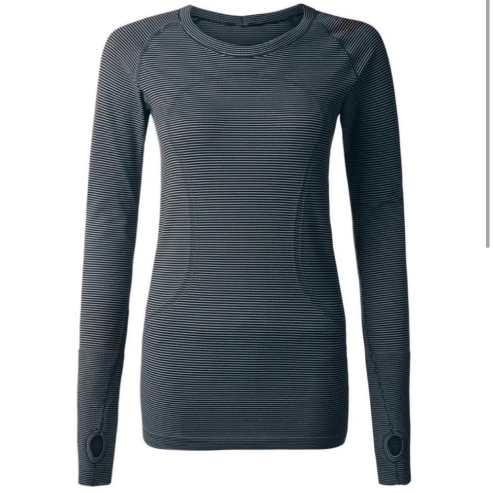 Lululemon athletica long sleeved top